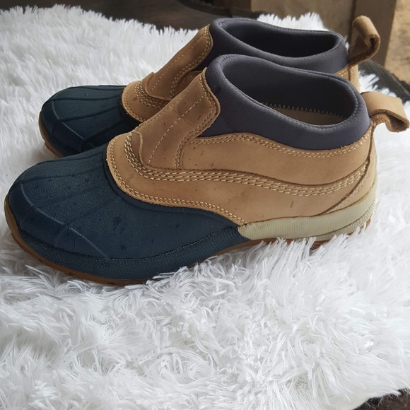 ll bean storm chaser slip on